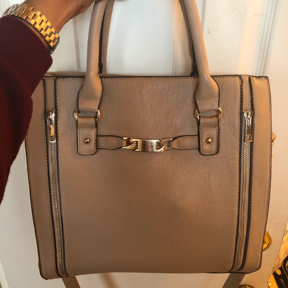 Nude / Cream Call it Spring tote bag